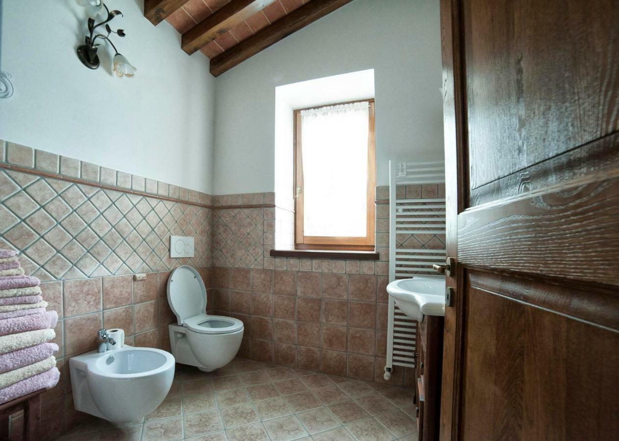 Podere Verdi Colline Poppi Ngoại thất bức ảnh